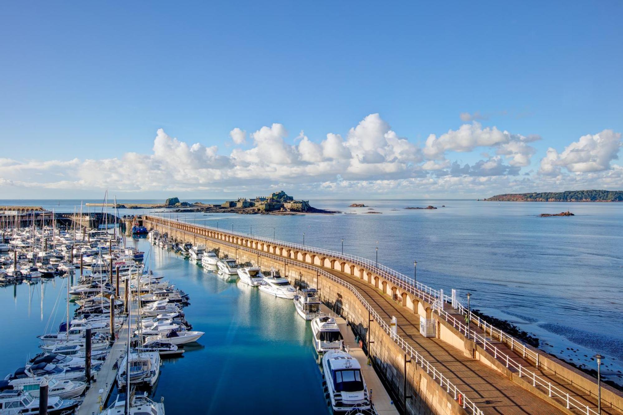 Radisson Blu Waterfront Hotel, Jersey Saint Helier Exterior foto